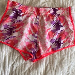 Printed athletic shorts